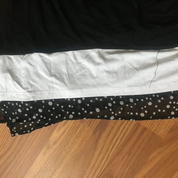 Red Coral Top - Picture 3 of 3